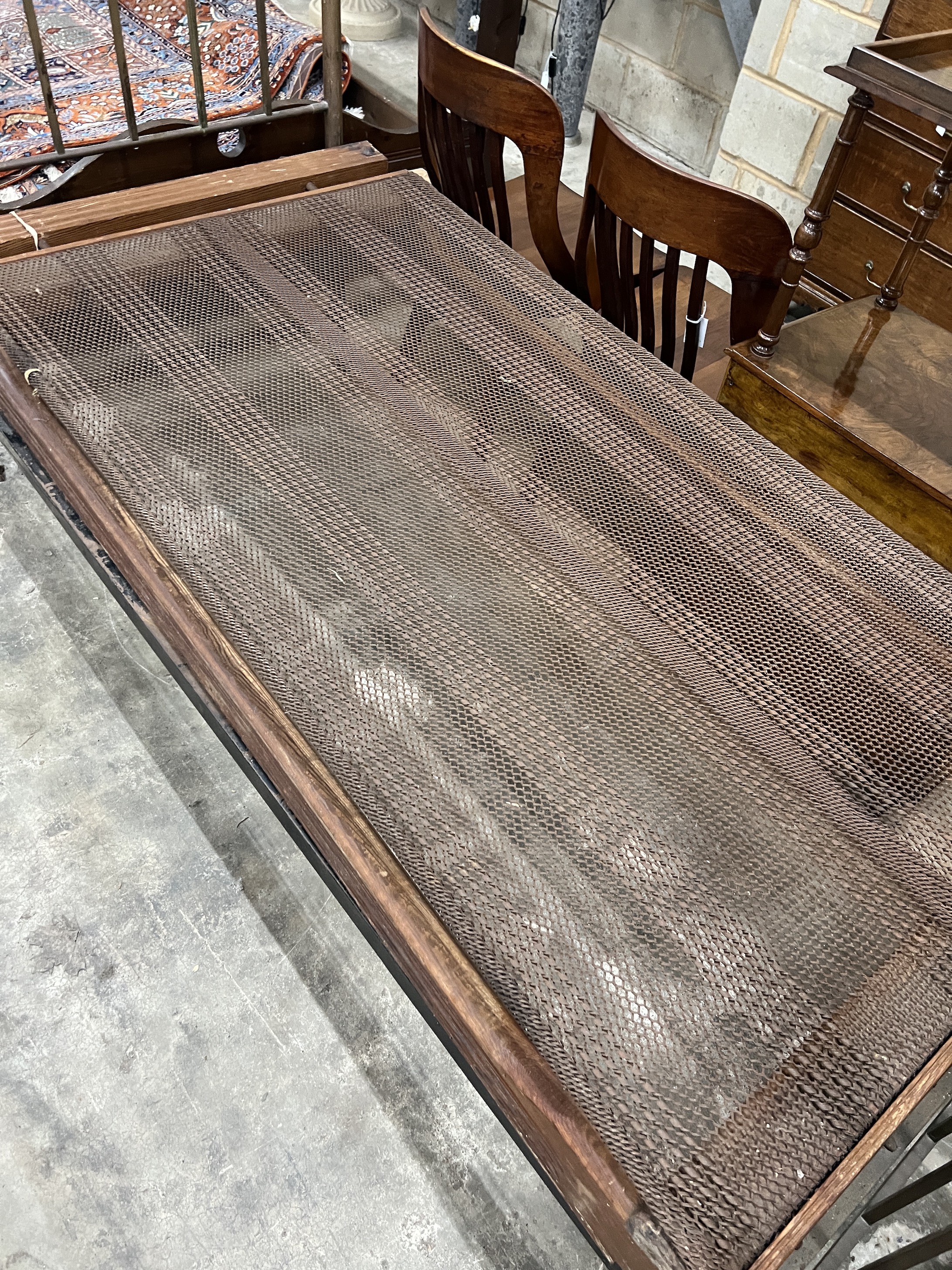 A late Victorian brass single bed frame, width 92cm, length 204cm, height 144cm